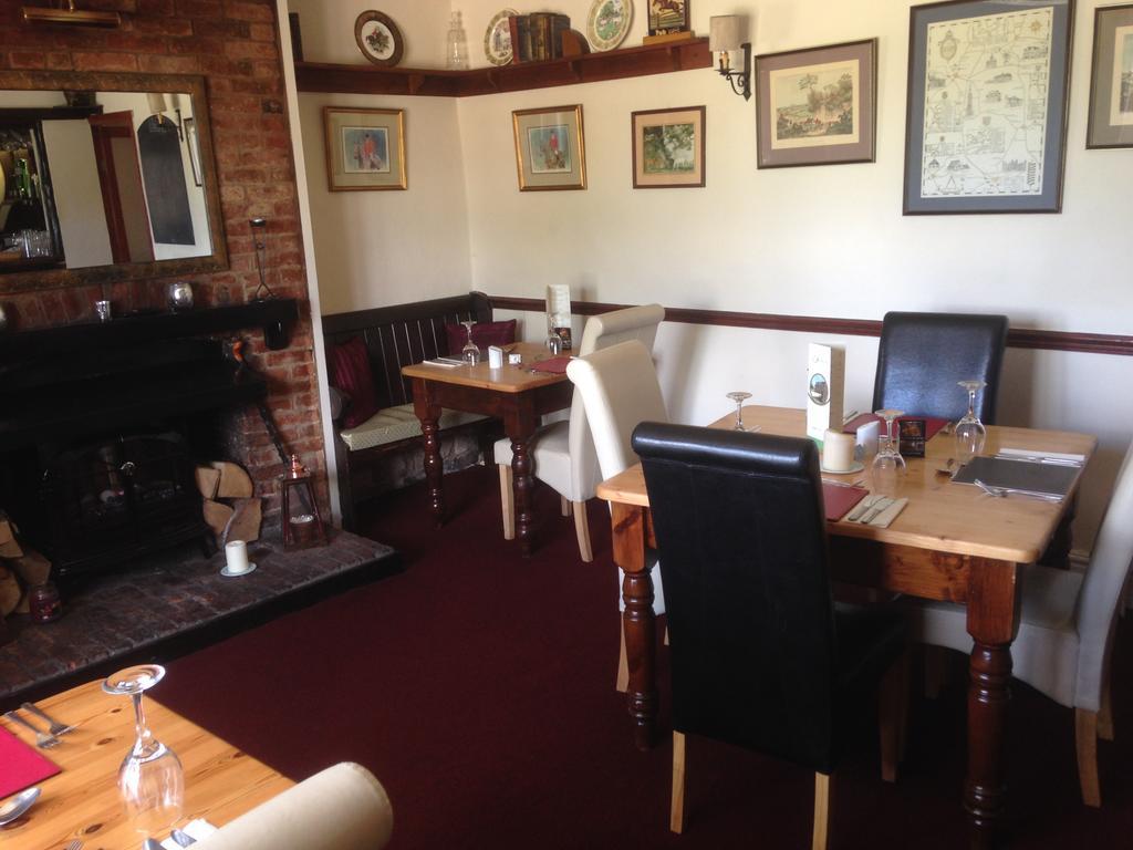 The Tally Ho Inn Sleaford Esterno foto